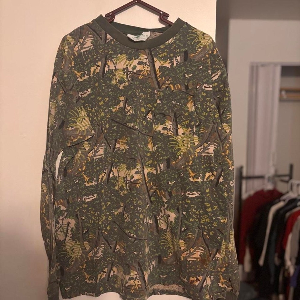 1982 Green and brown camouflage long sleeve shirt